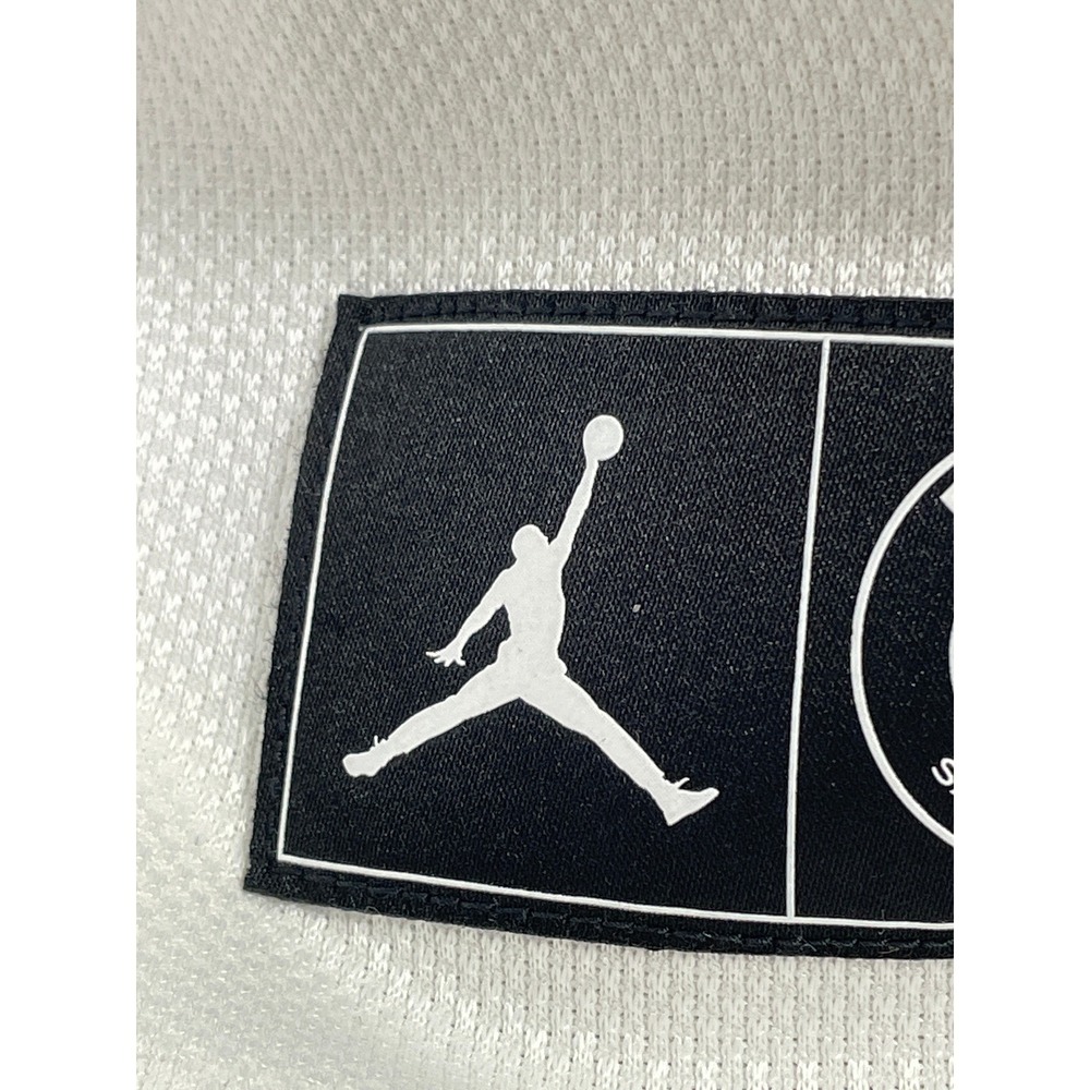 Paris Saint Germain Air Jordan White Red Blue Dress Jersey Women's MEDIUM - Picture 5 of 16